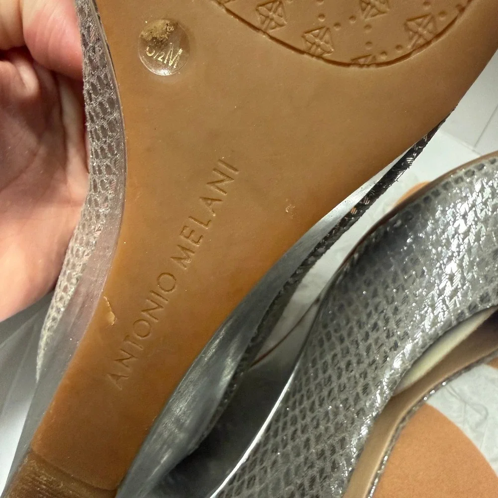 Antonio Melani Essie Wedge Women 8.5 Silver Crystal Peep Toe Snakeskin Glam Luxe